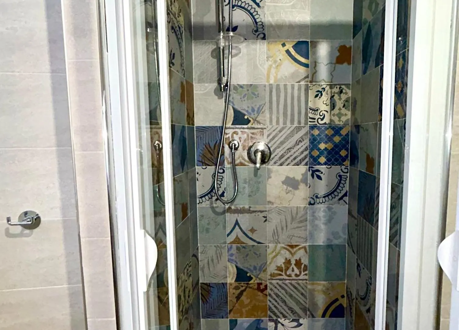 Vacanze Romane At Furio Camillo Apartment