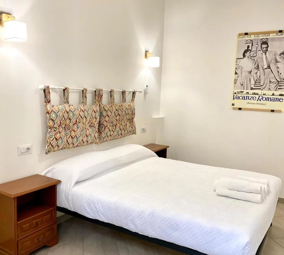 Apartment Vacanze Romane At Furio Camillo